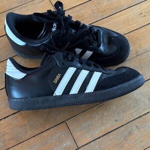 EUC Adidas Samba Black and White Low-Top Sneakers